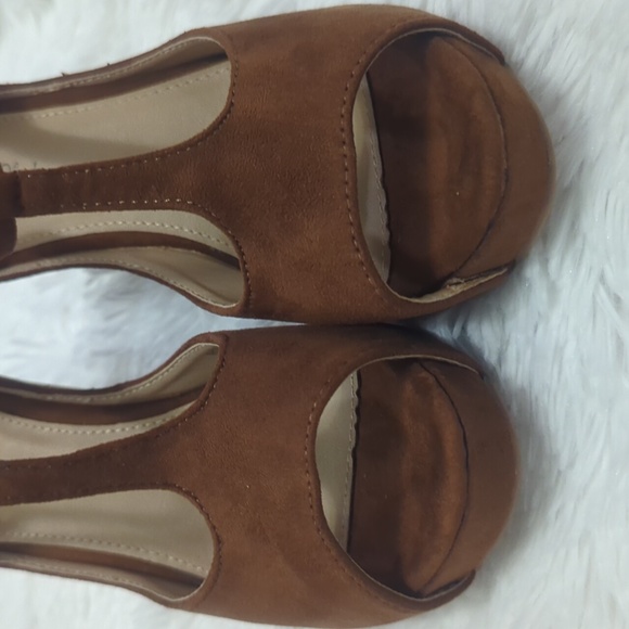 MILA LADY Faux Suede Platform Peep Toe Shoes - Picture 5 of 7